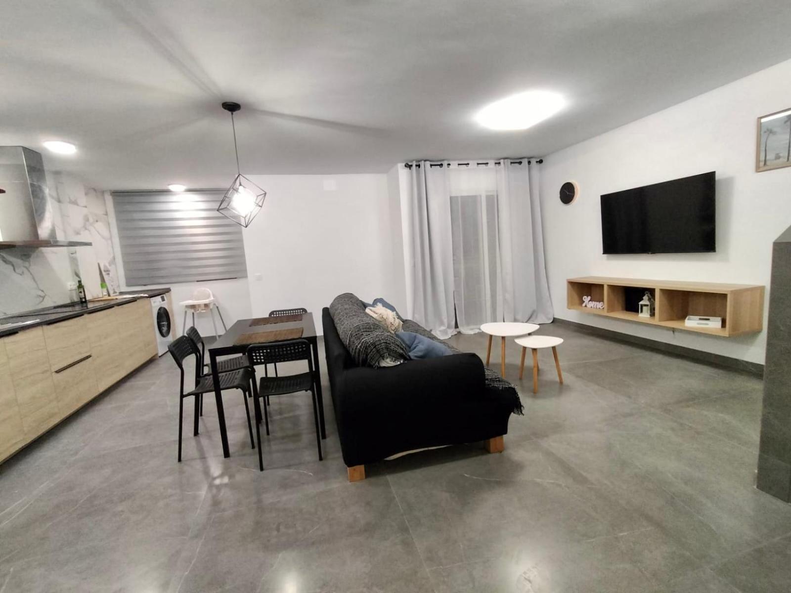 Caletillas Black 1º Linea Playa & Piscina & Wifi * Candelaria