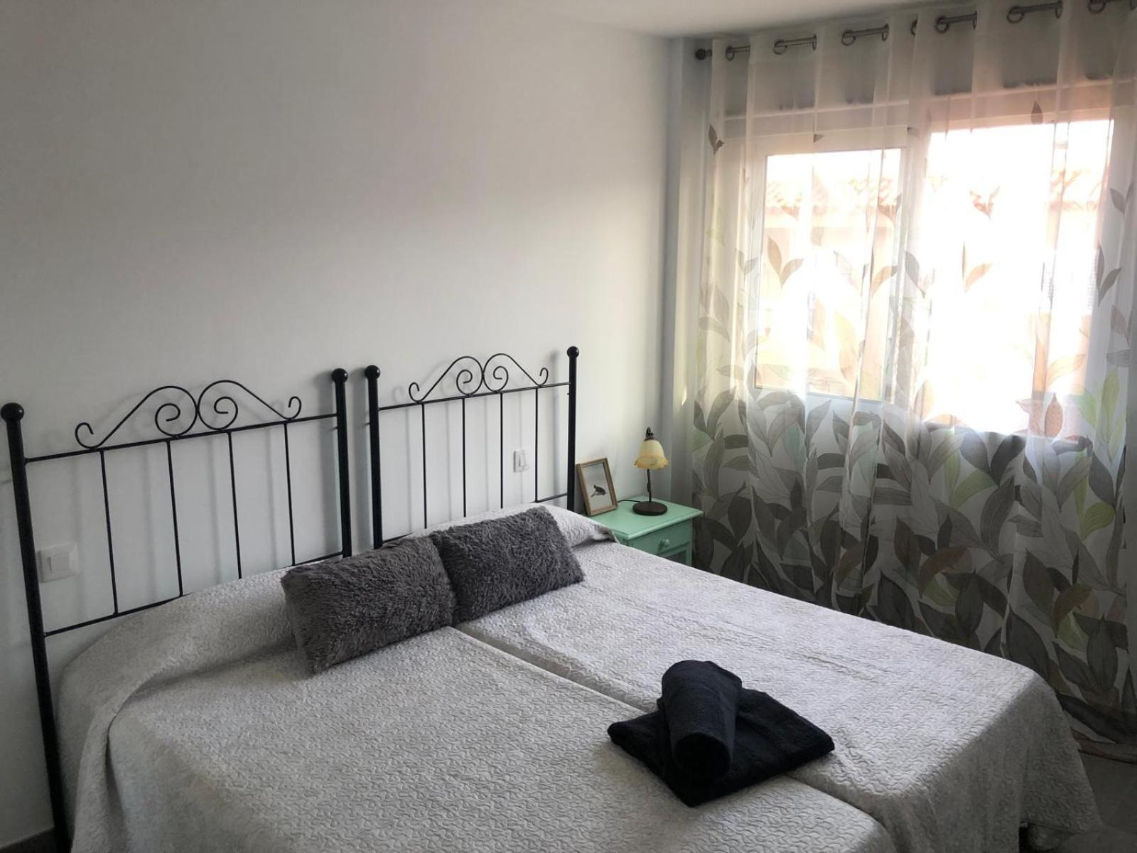 Caletillas Black 1º Linea Playa & Piscina & Wifi Apartment